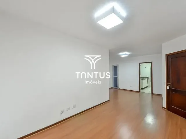Apartamento 3 quartos e 3 banheiros, à venda, no bairro Cristo Rei em Curitiba
