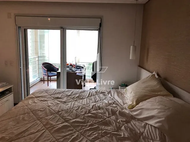 Apartamento com 300m² 4 quartos e 5 banheiros, à venda, no bairro Indianópolis em São Paulo