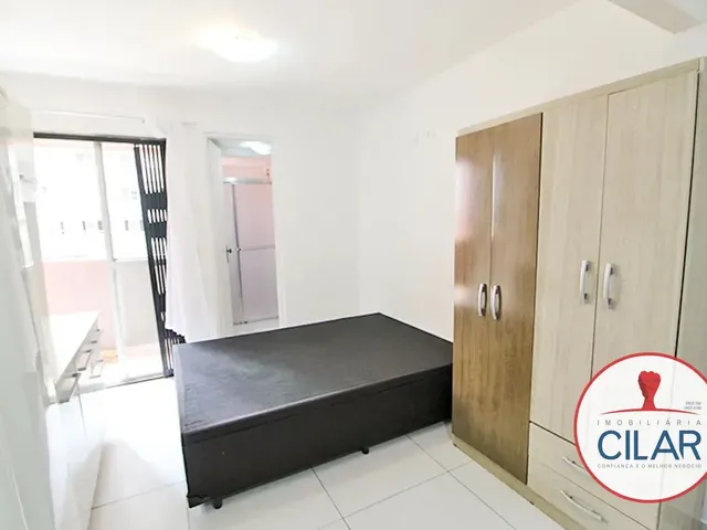 Apartamento 1 quarto e 1 banheiro, à venda, no bairro Centro em Curitiba