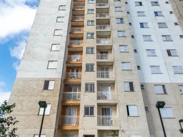 Apartamento 2 quartos e 1 banheiro, à venda, no bairro Pinheirinho em Curitiba