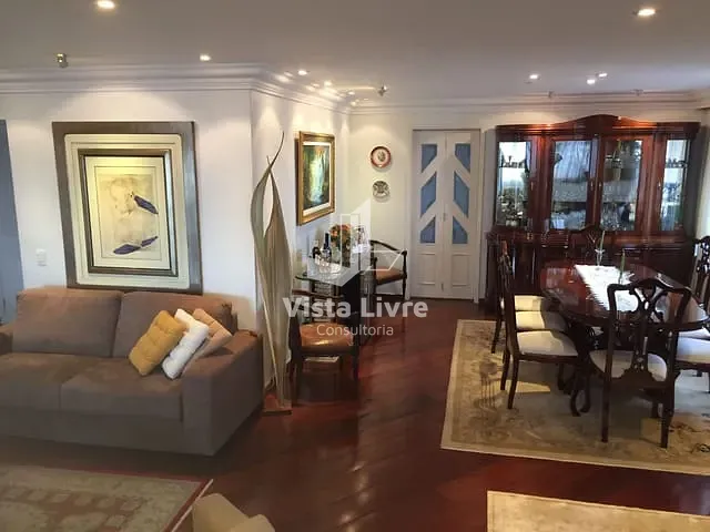 Apartamento com 200m² 4 quartos e 5 banheiros, à venda, no bairro Vila Uberabinha em São Paulo