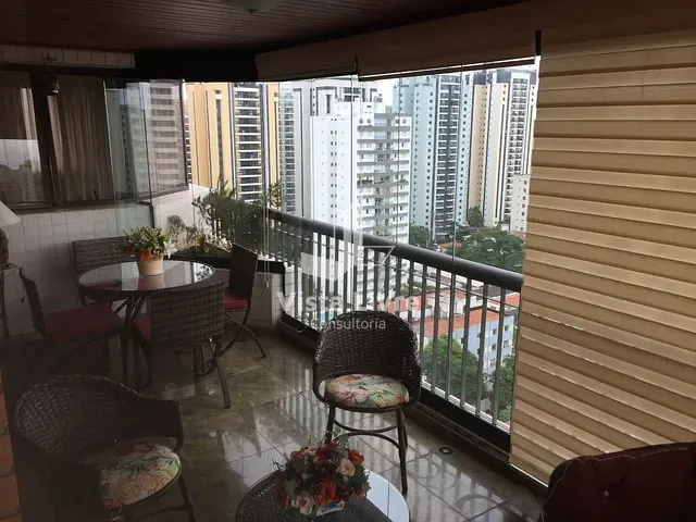 Apartamento com 200m² 4 quartos e 5 banheiros, à venda, no bairro Vila Uberabinha em São Paulo
