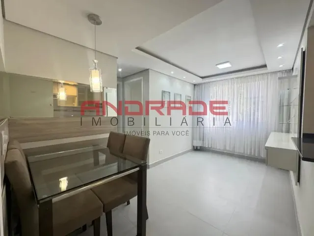 Apartamento 2 quartos e 1 banheiro, à venda, no bairro Pinheirinho em Curitiba
