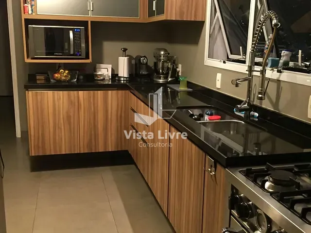 Apartamento com 340m² 4 quartos e 6 banheiros, à venda, no bairro Vila Ipojuca em São Paulo