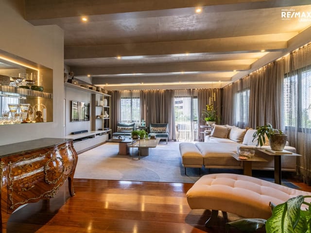 Apartamento com 239m² 3 quartos e 5 banheiros, à venda, no bairro Vila Andrade em São Paulo