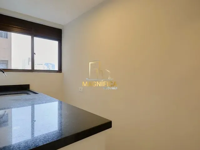 Apartamento 2 quartos e 1 banheiro, à venda, no bairro Bacacheri em Curitiba
