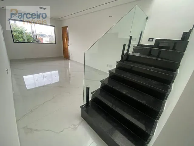 Sobrado com 184m² 3 quartos e 2 banheiros, à venda, no bairro Vila Granada em São Paulo