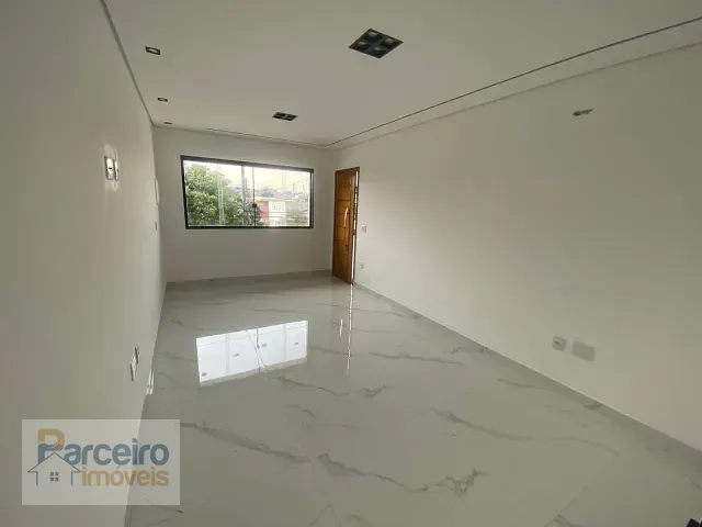 Sobrado com 184m² 3 quartos e 2 banheiros, à venda, no bairro Vila Granada em São Paulo