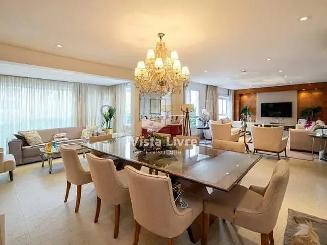 Apartamento com 210m² 3 quartos e 4 banheiros, à venda, no bairro Vila Olímpia em São Paulo