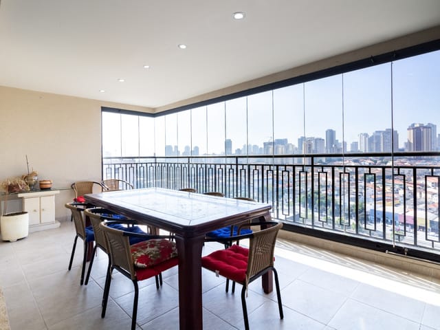 Apartamento com 224m² 3 quartos e 5 banheiros, à venda, no bairro Bosque da Saúde em São Paulo