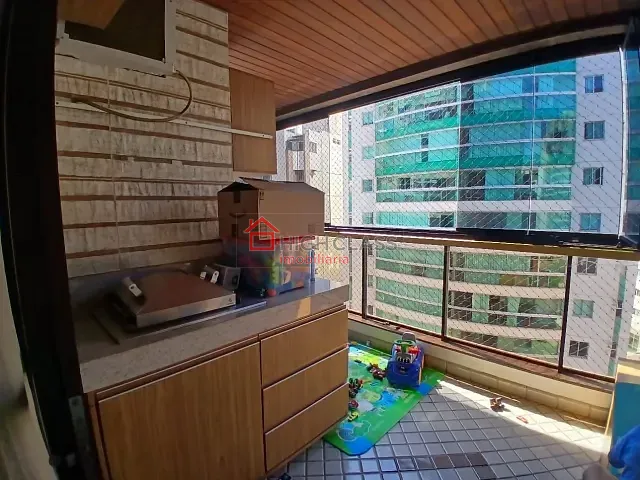 Apartamento com 150m² 3 quartos e 3 banheiros, à venda, no bairro Praia da Costa em Vila Velha