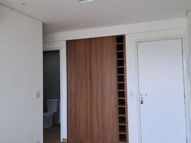 Apartamento 2 quartos e 2 banheiros, para alugar, no bairro Vila Nilva em Barueri