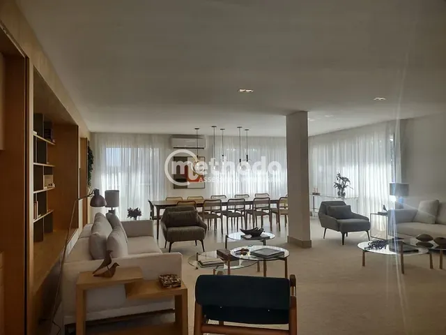 Apartamento com 222m² 4 quartos e 4 banheiros, à venda, no bairro Fazenda São Quirino em Campinas