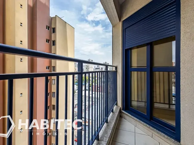 Apartamento 1 quarto e 1 banheiro, à venda, no bairro Centro em Curitiba