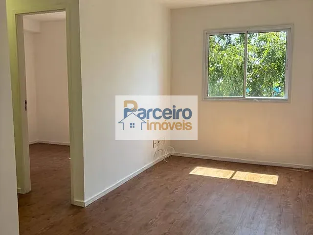 Apartamento 2 quartos e 1 banheiro, à venda, no bairro Cidade Satélite Santa Bárbara em São Paulo