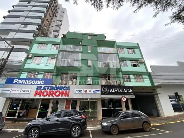 Apartamento 3 quartos e 2 banheiros, para alugar, no bairro Centro em Chapecó