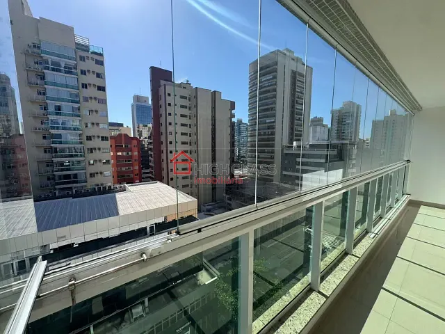 Apartamento 2 quartos e 2 banheiros, para alugar, no bairro Praia da Costa em Vila Velha