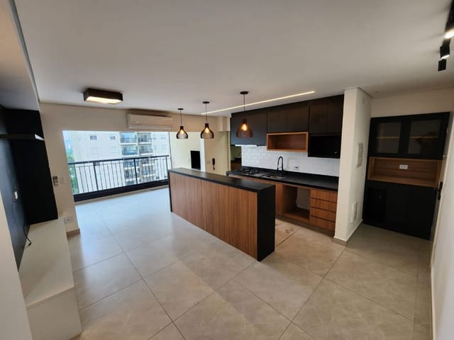 Apartamento com 76m² 2 quartos e 2 banheiros, à venda, no bairro Jardim Tupanci em Barueri