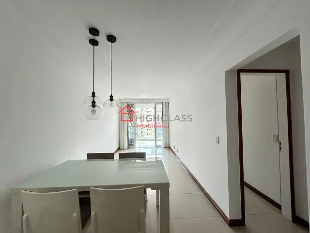 Apartamento com 78m² 2 quartos e 2 banheiros, para alugar, no bairro Praia da Costa em Vila Velha