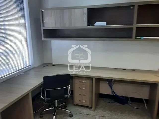 Conjunto comercial com 45m², para alugar, no bairro Vila Gertrudes em São Paulo