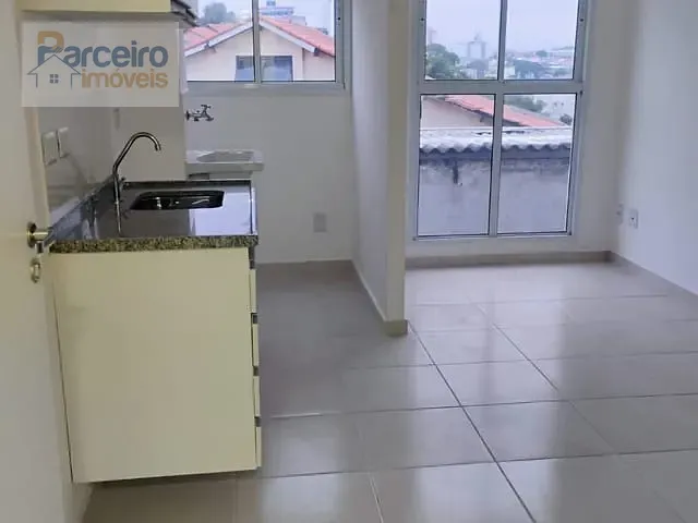 Apartamento com 29m² 1 quarto e 1 banheiro, para alugar, no bairro Vila Guilhermina em São Paulo