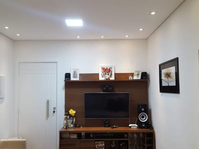 Apartamento com 54m² 2 quartos e 1 banheiro, à venda, no bairro Jardim Maria Helena em Barueri