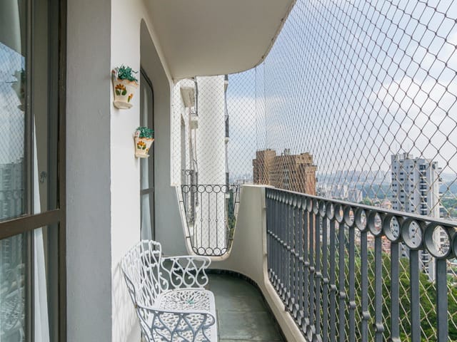 Apartamento com 178m² 3 quartos e 4 banheiros, à venda, no bairro Vila Suzana em São Paulo