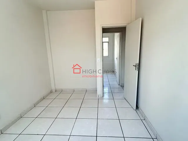 Apartamento 3 quartos e 2 banheiros, para alugar, no bairro Praia da Costa em Vila Velha
