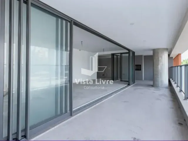Apartamento com 210m² 4 quartos e 6 banheiros, à venda, no bairro Campo Belo em São Paulo