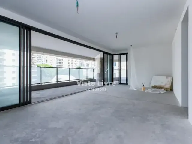 Apartamento com 210m² 4 quartos e 6 banheiros, à venda, no bairro Campo Belo em São Paulo