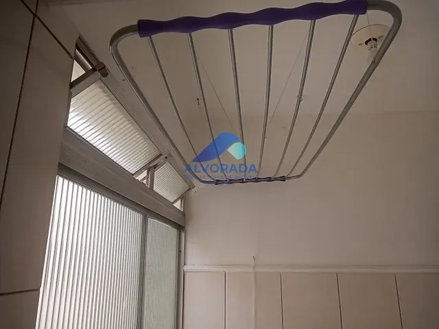 Apartamento 2 quartos e 1 banheiro, à venda, no bairro Jardim Satélite em São José dos Campos