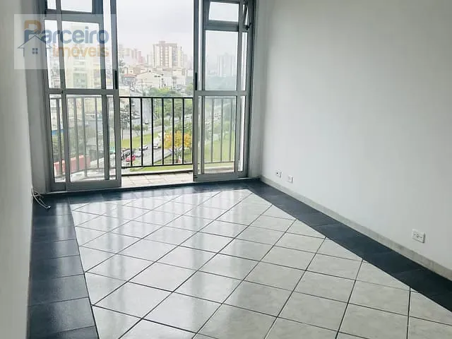 Apartamento 2 quartos e 1 banheiro, para alugar, no bairro Chácara Califórnia em São Paulo