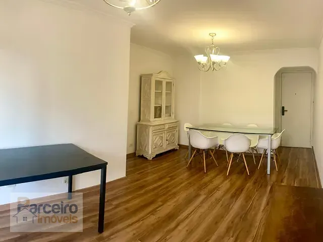 Apartamento 3 quartos e 2 banheiros, à venda ou para alugar, no bairro Vila Olímpia em São Paulo