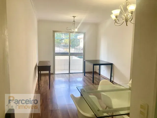 Apartamento 3 quartos e 2 banheiros, à venda ou para alugar, no bairro Vila Olímpia em São Paulo
