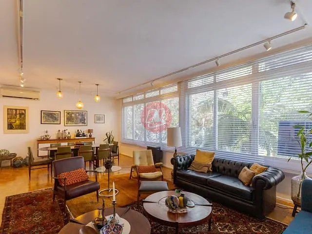 Apartamento com 244m² 3 quartos e 2 banheiros, à venda, no bairro Rio Branco em Porto Alegre