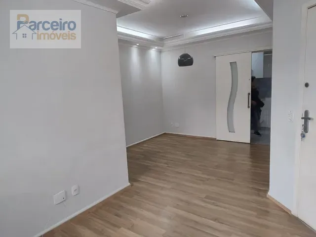 Apartamento 3 quartos e 1 banheiro, para alugar, no bairro Cambuci em São Paulo