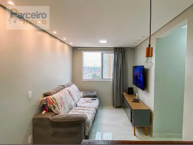Apartamento 2 quartos e 1 banheiro, à venda, no bairro Vila Penteado em São Paulo