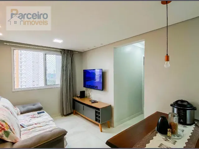 Apartamento 2 quartos e 1 banheiro, à venda, no bairro Vila Penteado em São Paulo