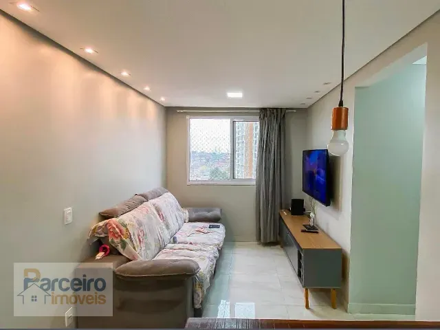Apartamento 2 quartos e 1 banheiro, à venda, no bairro Vila Penteado em São Paulo