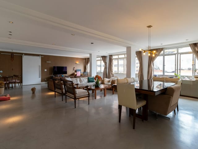 Apartamento com 180m² 2 quartos e 3 banheiros, à venda, no bairro Vila Nova Conceição em São Paulo