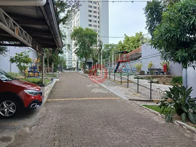 Apartamento com 76m² 3 quartos e 1 banheiro, à venda, no bairro Cristal em Porto Alegre