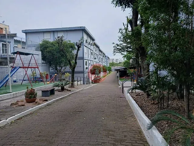 Apartamento com 76m² 3 quartos e 1 banheiro, à venda, no bairro Cristal em Porto Alegre