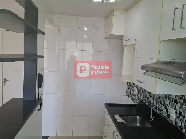 Apartamento 2 quartos e 1 banheiro, para alugar, no bairro Santo Amaro em São Paulo
