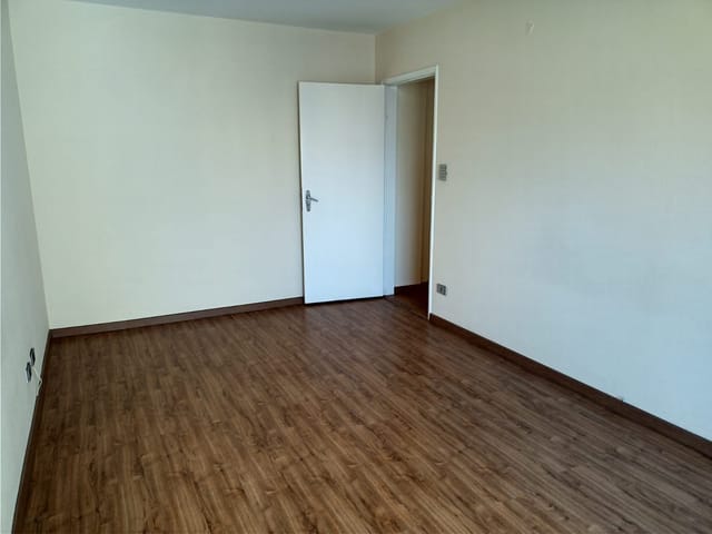 Apartamento 1 quarto e 1 banheiro, à venda, no bairro Cambuci em São Paulo