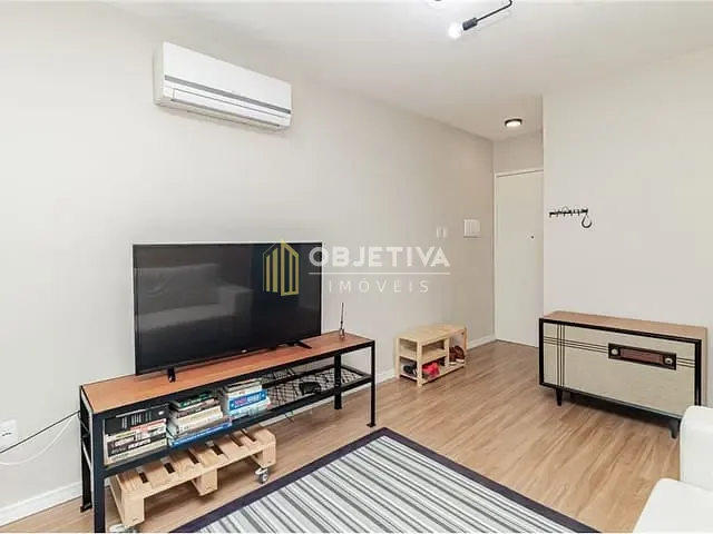 Apartamento 3 quartos e 1 banheiro, à venda, no bairro Medianeira em Porto Alegre