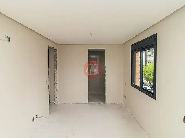 Apartamento 2 quartos e 2 banheiros, à venda, no bairro Independência em Porto Alegre