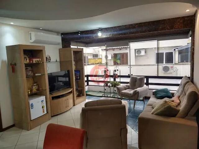Apartamento 2 quartos e 2 banheiros, à venda, no bairro Santana em Porto Alegre