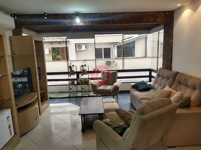 Apartamento 2 quartos e 2 banheiros, à venda, no bairro Santana em Porto Alegre