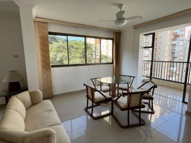 Apartamento com 280m² 4 quartos e 5 banheiros, à venda, no bairro Centro em Guarujá
