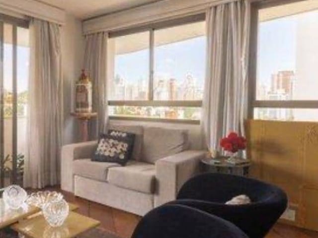 Apartamento com 306m² 4 quartos e 3 banheiros, à venda, no bairro Santa Cecília em São Paulo